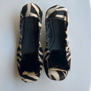 Burberry flat shoes
